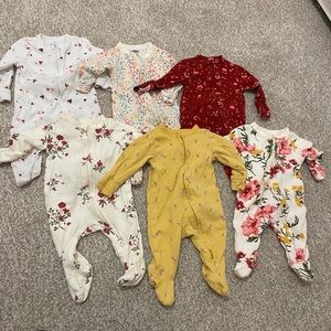 Old Navy Sleepers Baby Pajamas 0-3 Months (6)